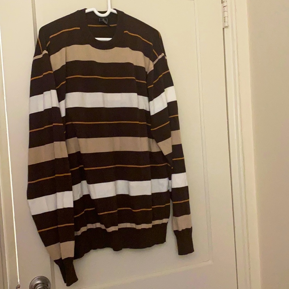 Footlocker brown sweater size: XXL